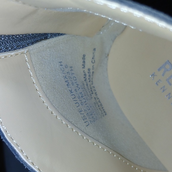 Kenneth Cole gray booties size 7 - Picture 8 of 12